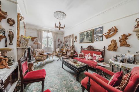 6 Gresley Road, London, N19 3JZ