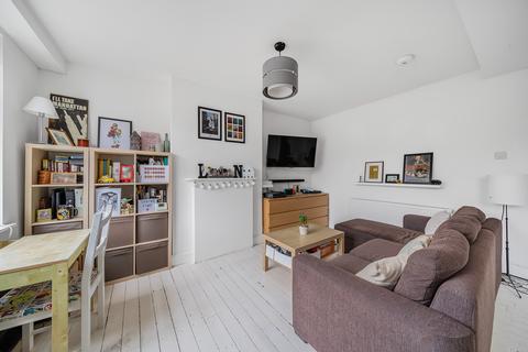 1 bedroom apartment for sale, High Road, London, N2