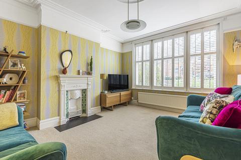 72 Windermere Road, London, N10 2RG
