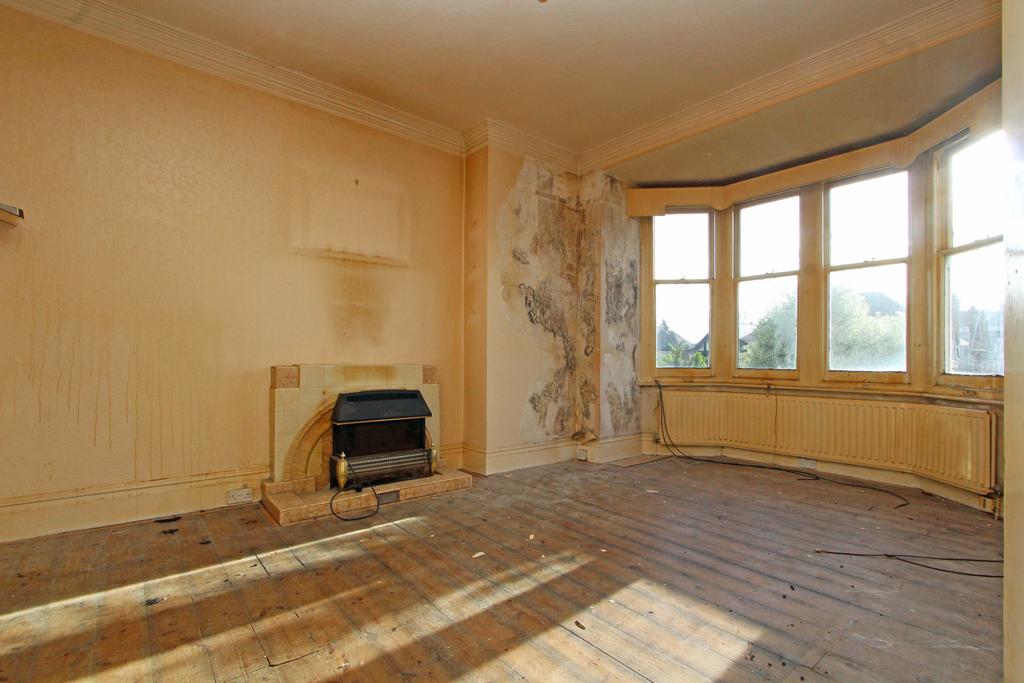 Cranley Gardens, London, N10 5 bed semidetached house £1,450,000