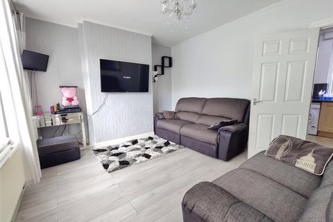 31 Coverham Avenue, Oldham, OL4 5NF