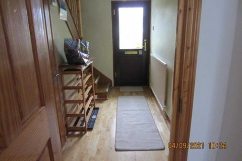 4 bedroom semi-detached house to rent, Pondcroft, Hatfield
