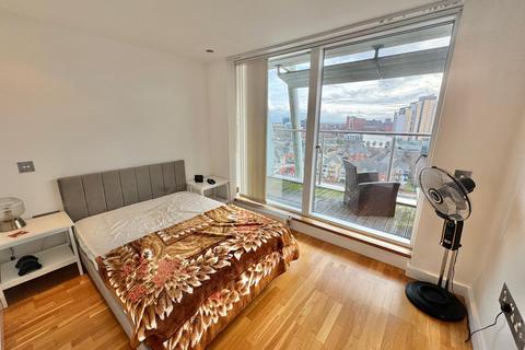 undefined, N V Building, 100 The Quays, Salford, Lancashire, M50