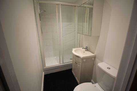 Studio to rent, High Street, Weston-super-Mare
