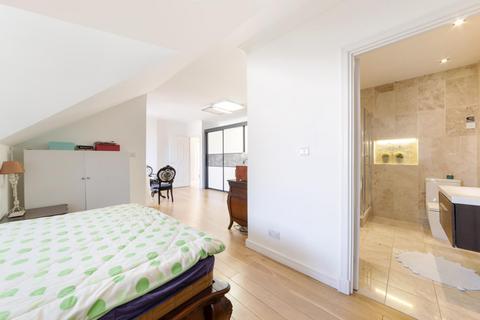 3 bedroom penthouse for sale, Ares Court, Homer Drive, E14
