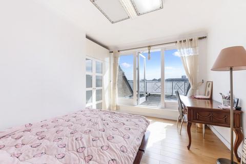 3 bedroom penthouse for sale, Ares Court, Homer Drive, E14