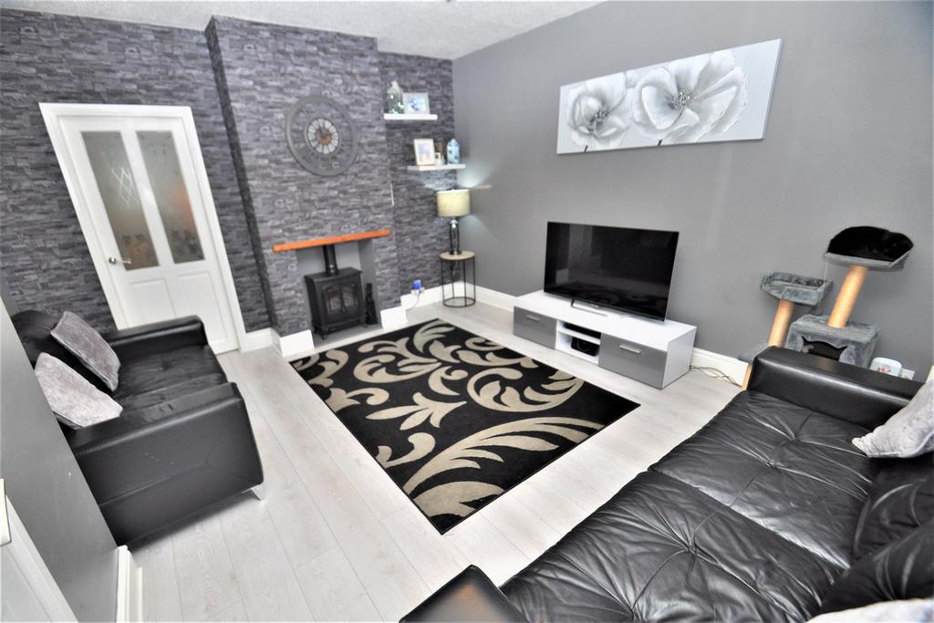 Prince Edward Road, South Shields 3 bed semidetached house £135,000