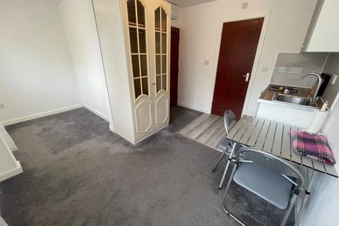 undefined, Linden Way, Southgate