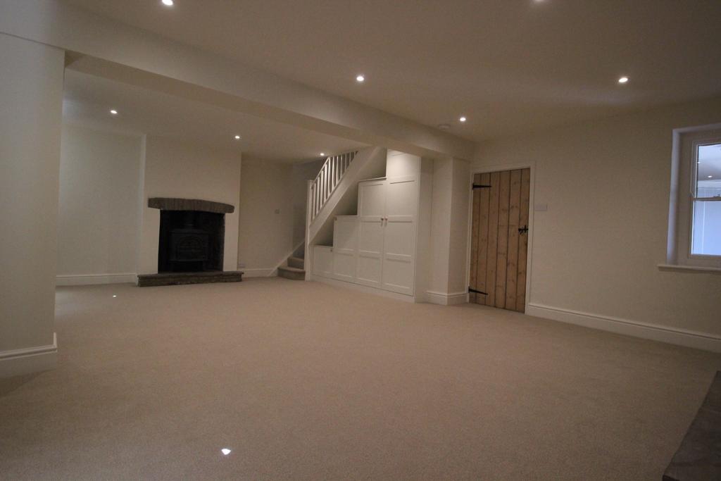 Blackbrook Estate, Skenfrith, NP7 3 bed cottage to rent £1,800 pcm (£