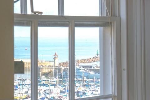 2 bedroom maisonette for sale - Addington Street, Ramsgate, CT11