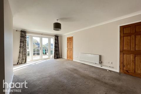 18 Barryfields, Shalford, Braintree, CM7 5HJ