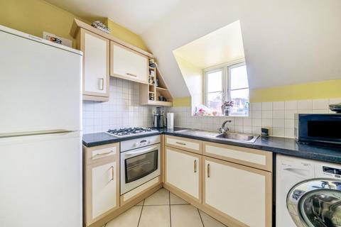 1 bedroom flat for sale - High Wycombe,  Buckinghamshire,  HP12