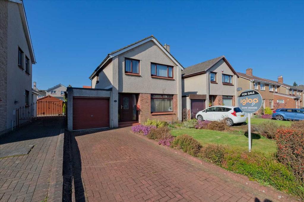 Silvertonhill Avenue, Hamilton 3 bed detached house £199,995