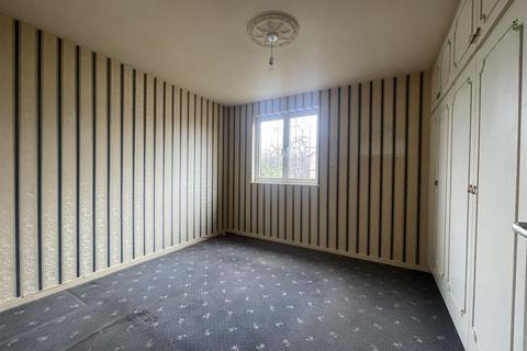 2 Wyndham Close, Sutton, SM2 6JF