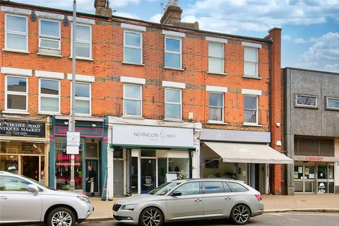 1 bedroom apartment to rent, Northcote Road, SW11