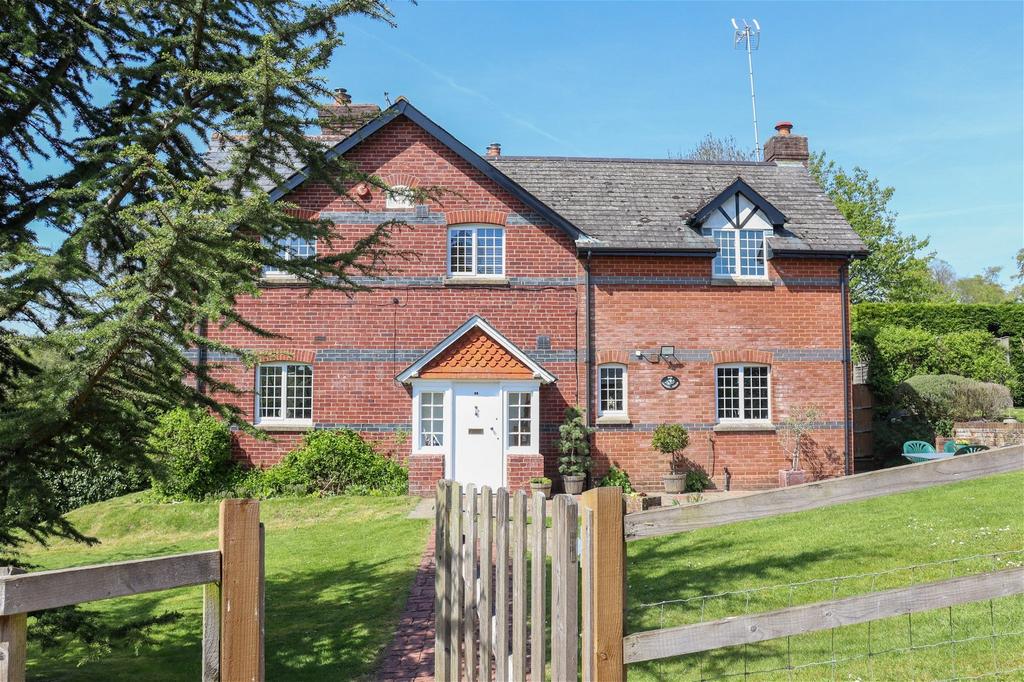 Swarraton, Candover Valley, Alresford 4 bed semidetached house for