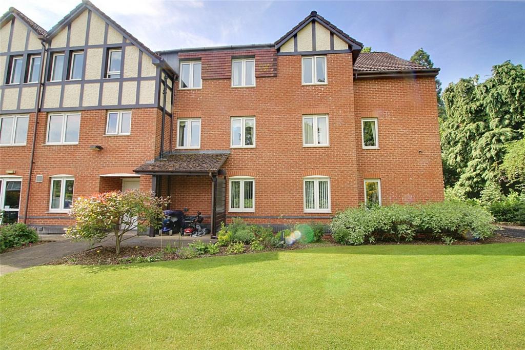Ella Court, Kirk Ella, Hull, East... 2 bed apartment £130,000