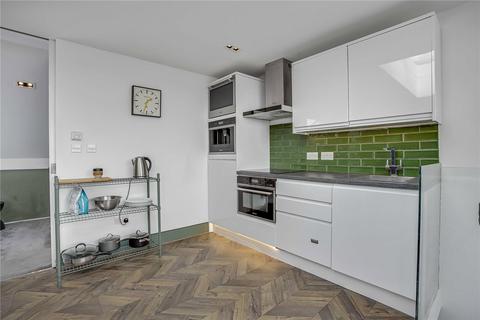 102e Wandsworth Bridge Road, London, SW6 2TF
