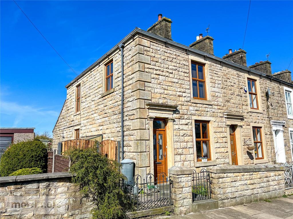 Stanhill Road, Oswaldtwistle, Accrington, Lancashire, BB5 2 bed end of terrace house for sale