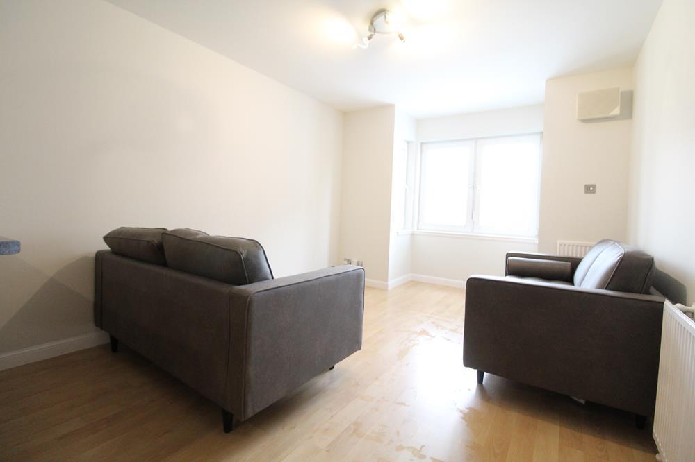 Bannermill Place, Ground Floor, AB24 2 bed flat to rent £875 pcm (£