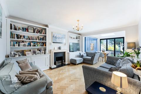 290 Avery Hill Road, London, SE9 2JL