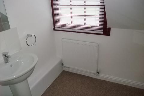 1 bedroom flat to rent, Cromwell Road, Burntisland, KY3