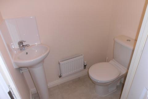 1 bedroom terraced house to rent, Anglian Way, New Stoke Village, Coventry, CV3