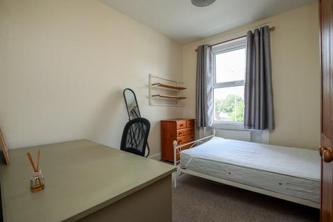 4 bedroom maisonette to rent, Surbiton Road, Kingston, KT1 2HG