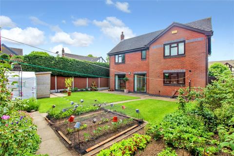 8 Bowkers Croft, Sandbach, CW11 4RR