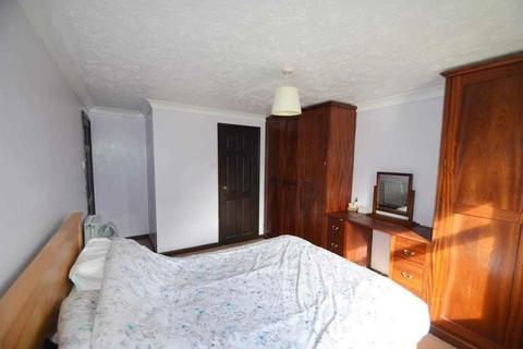 17 Rame Croft, Rame Cross, Penryn, TR10 9NB