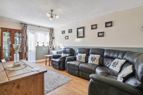 24 Gallon Close, London, SE7 8SY