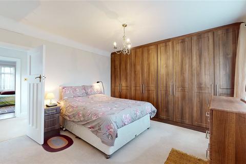 4 bedroom detached house for sale - The Mount, Wembley, HA9
