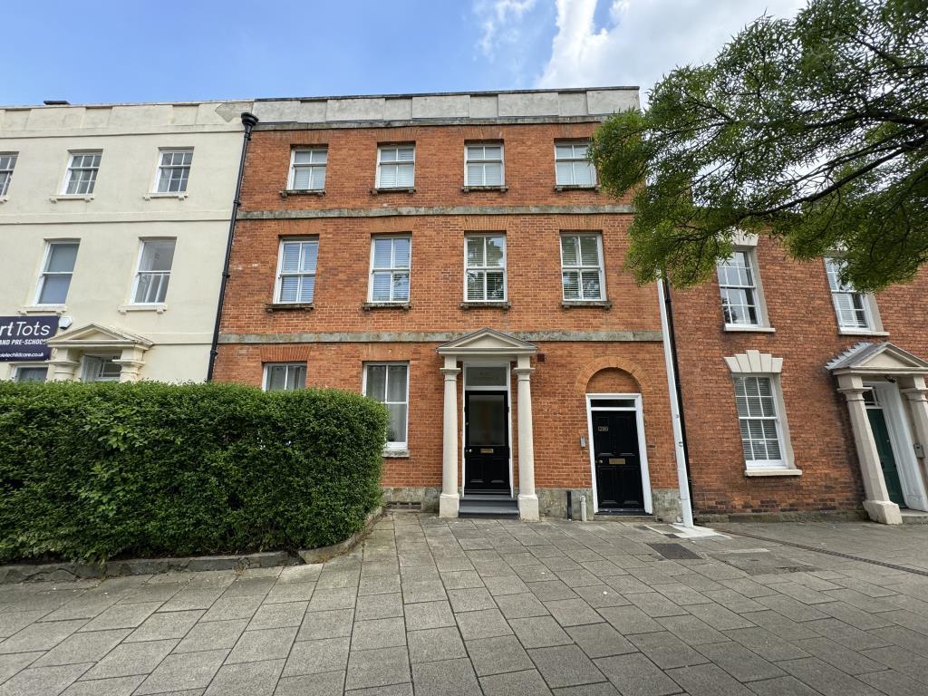 Banbury, Oxfordshire, OX16 1 bed apartment to rent £1,000 pcm (£231 pw)