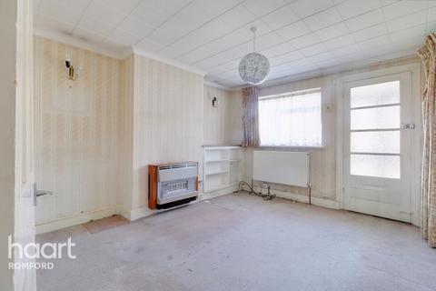 54 Albert Road, Romford, RM1 2PP