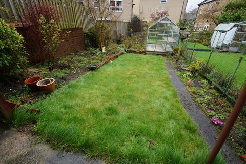 78 Chew Valley Road, Greenfield, Oldham, OL3 7DB