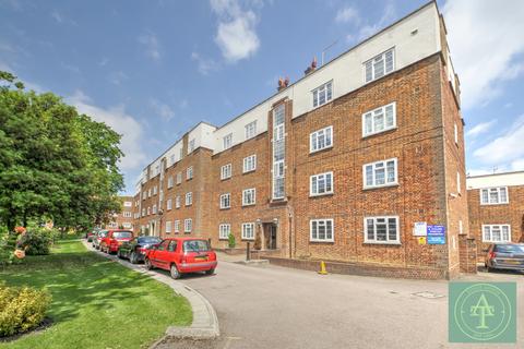 2 bedroom flat for sale, High Street, London, N14