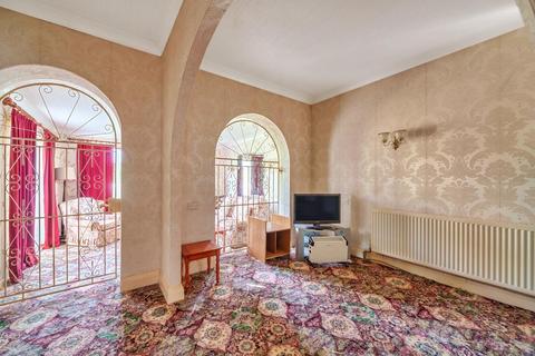 28 Blenheim Road, Bromley, BR1 2HA
