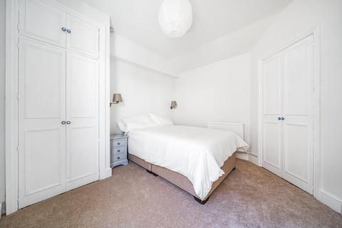 2 bedroom flat for sale, King Street, Hammersmith
