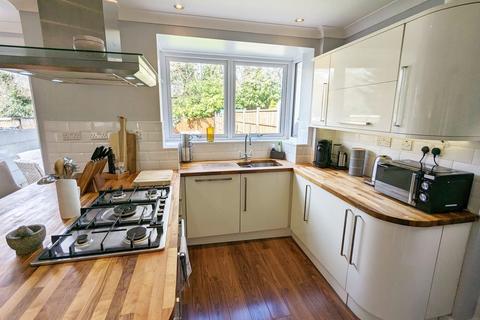 103 Acheson Road, Hall Green, Birmingham, B28 0TT