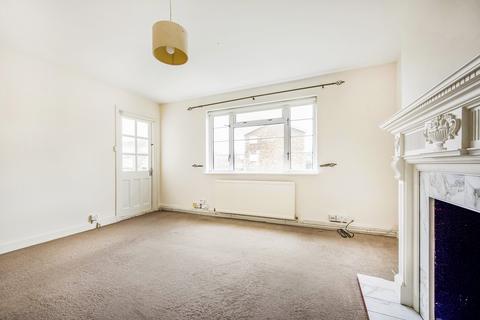 62 Stuart Road, Richmond, TW10 7QR