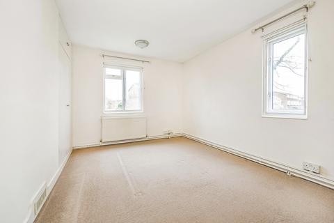 62 Stuart Road, Richmond, TW10 7QR
