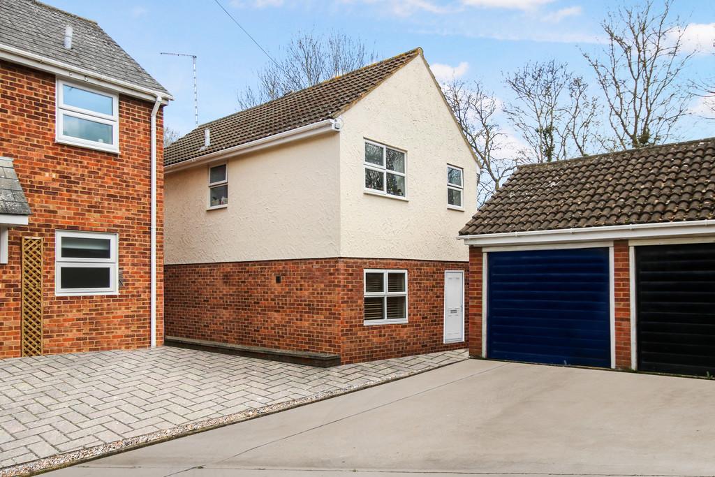 The Maltings, Dunmow 4 bed detached house for sale £375,000