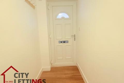 2 bedroom ground floor flat to rent, Radcliffe Mount, West Bridgford