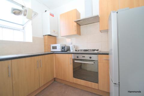 2 Shadwell Gardens, London, E1 2QG
