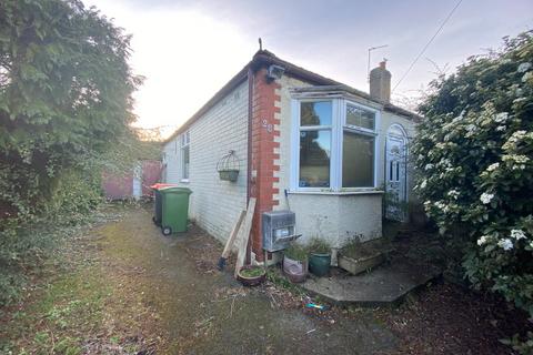 28 Cefn Road, Wrexham, LL13 9NH