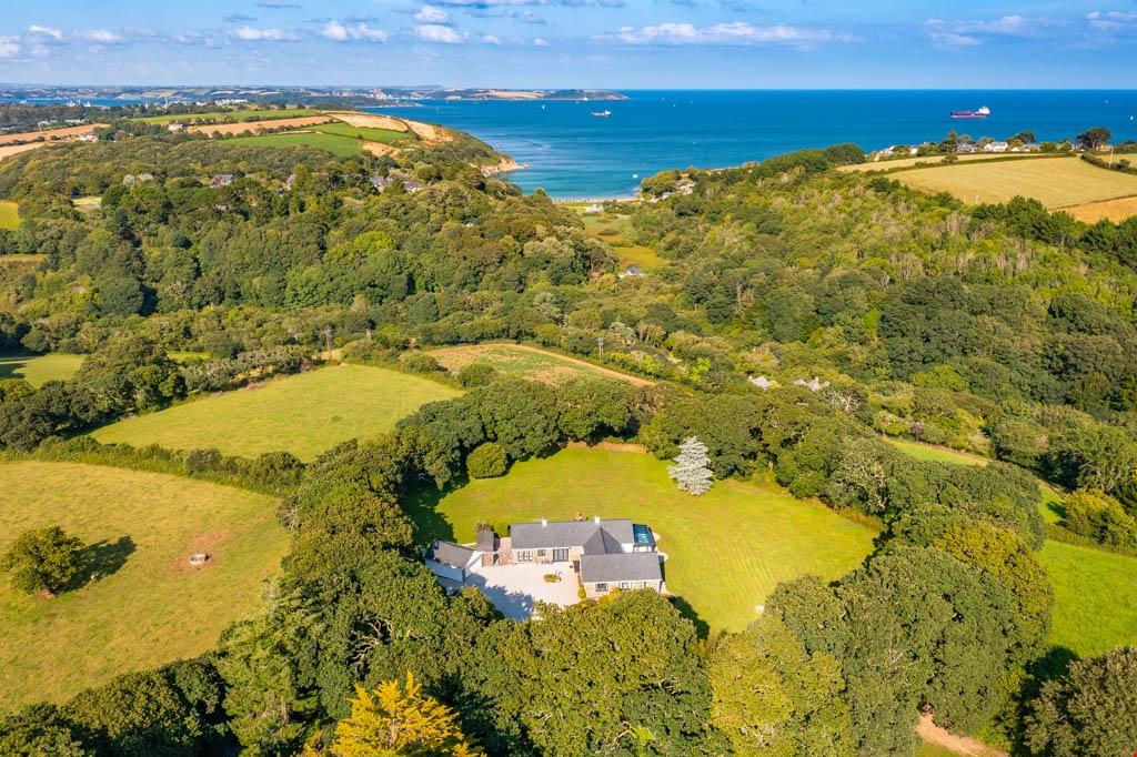 Mawnan Smith, Nr. Falmouth, Cornwall 5 bed detached house for sale £