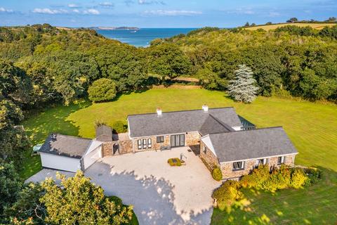 5 bedroom detached house for sale - Mawnan Smith, Nr. Falmouth, Cornwall