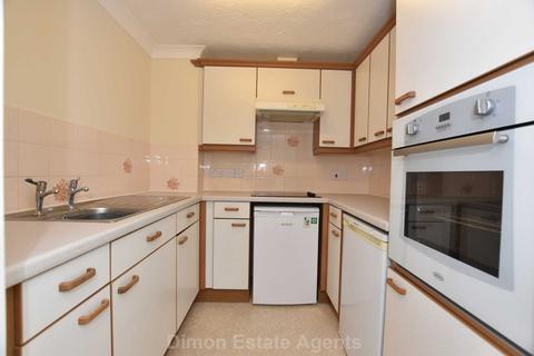 2 bedroom retirement property for sale - Canberra Court, Alverstoke