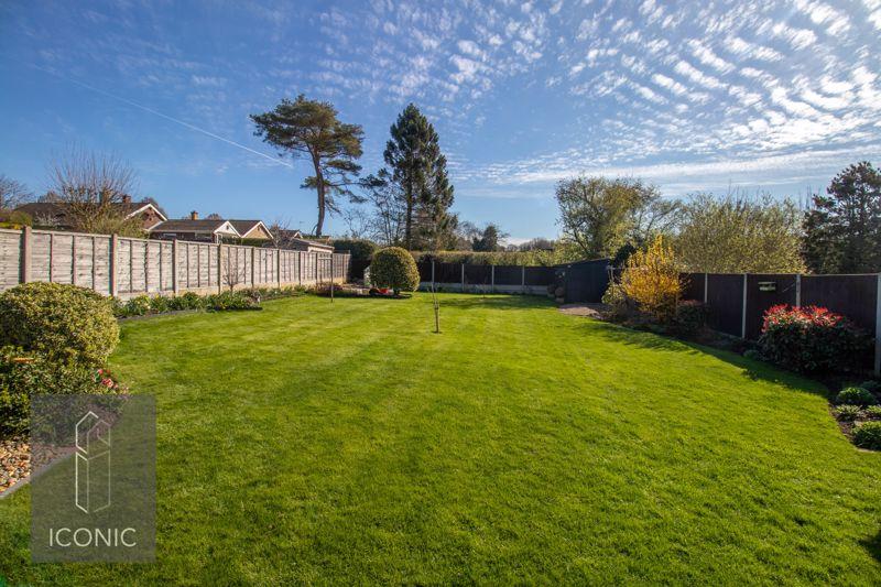 Carter Road, Drayton, Norwich 2 bed detached bungalow £350,000