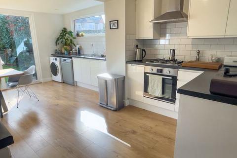 27 Bursledon Close, Bognor Regis, PO22 8HP